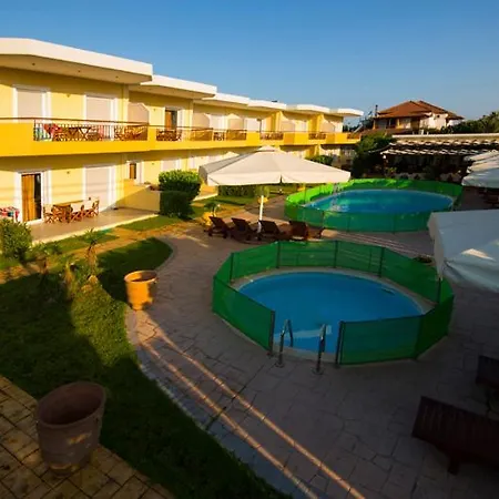 Apartmanhotel Vakis 4*